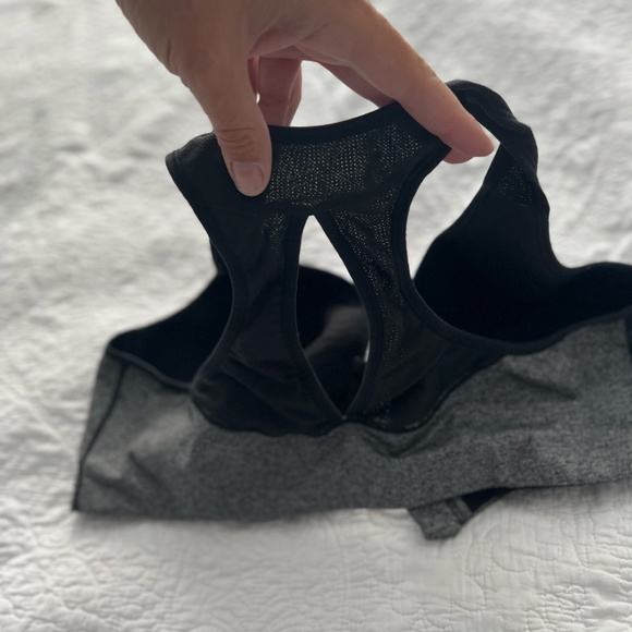 Reebok Racerback Front Closure Sports Bra - Picture 6 of 6